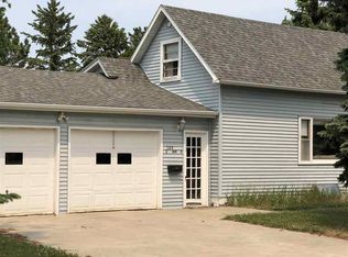 180 3rd Ave E, Makoti, ND 58756