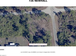 726 Newhall St E, Lehigh Acres, FL 33974