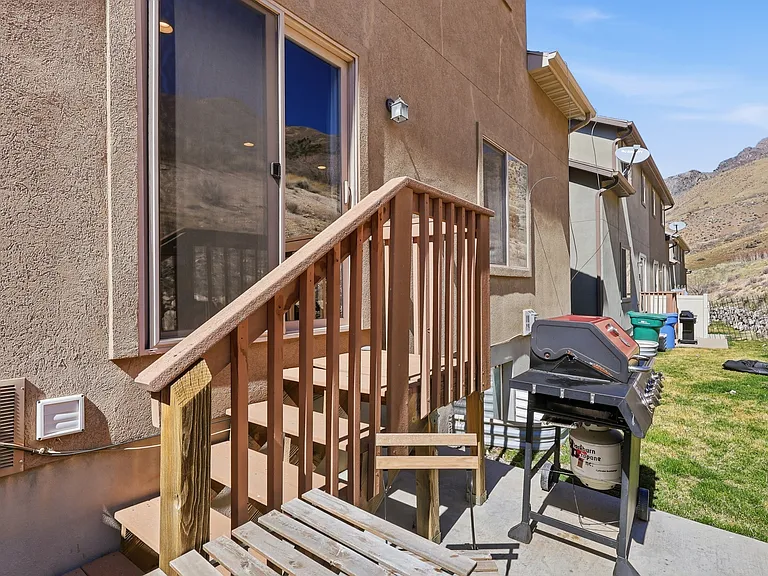 10302 N Morgan Blvd — Photo 36