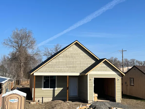 497 SW 6th Avenue St #24, Metolius, OR 97741