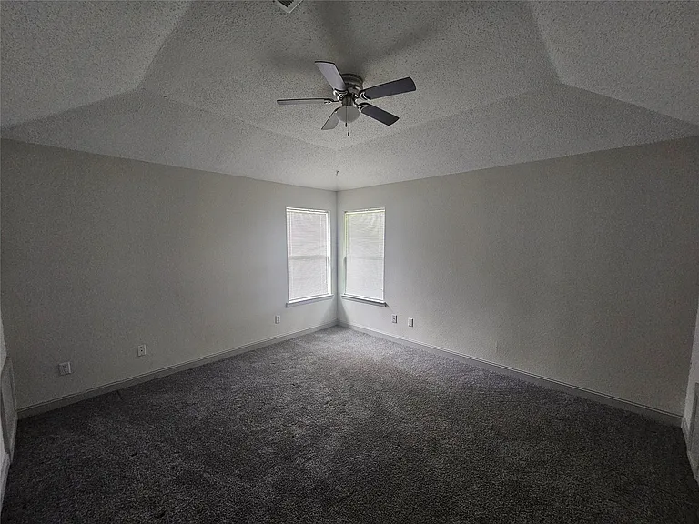 3206 Pebble Lake Dr — Photo 21
