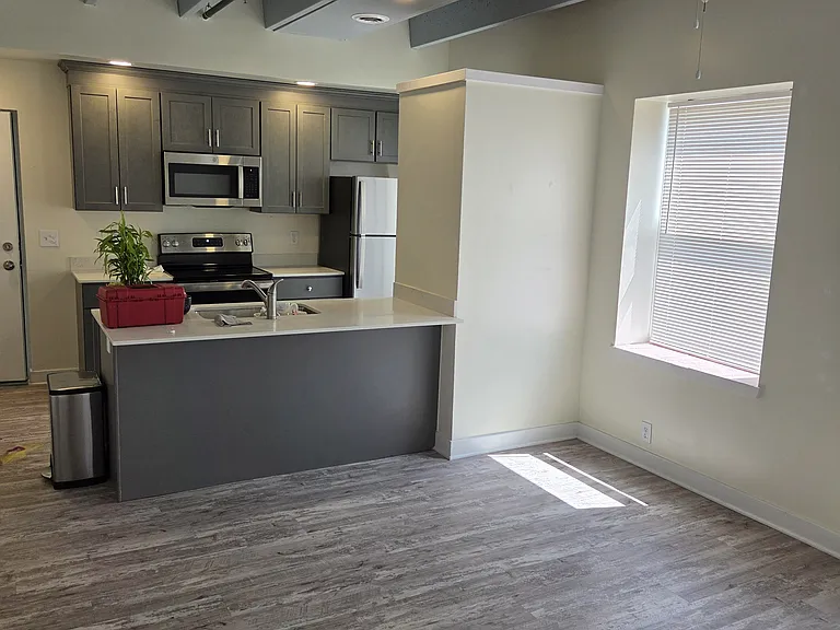 301 S Allen St #3D — Photo 5