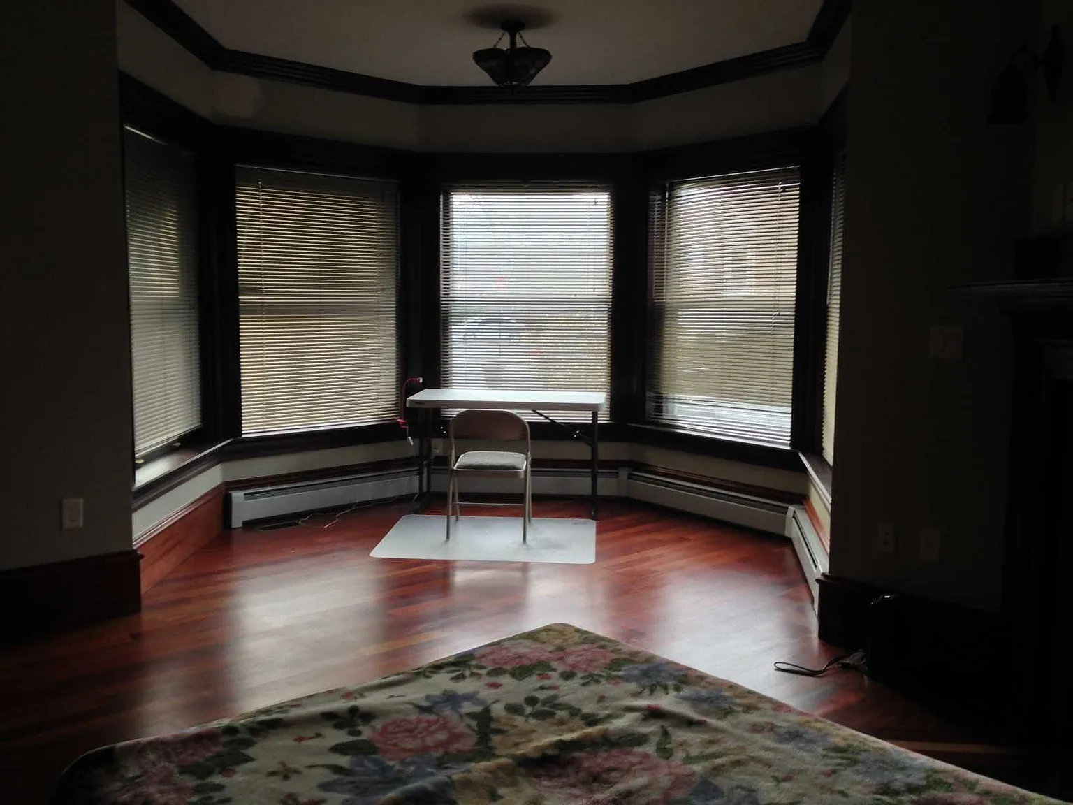 6 bed, $7,800 — Photo 1