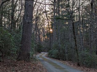 15 Thankful Pl, Asheville, NC 28803