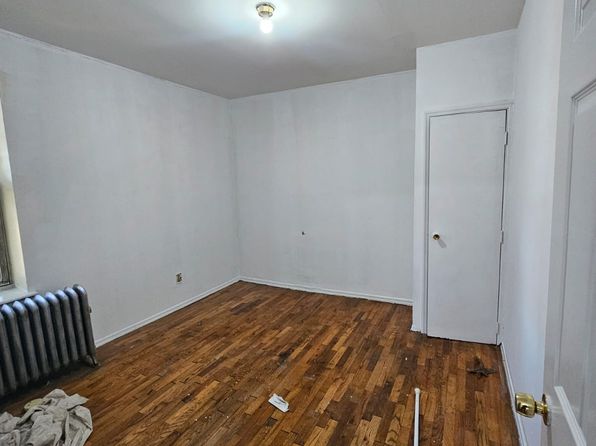 (undisclosed Address)