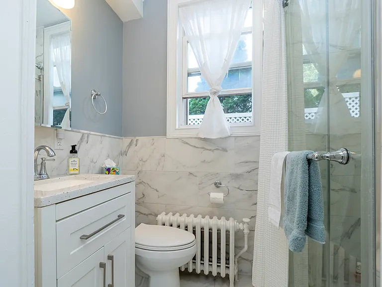 33 Seaview Ave #1B — Photo 18