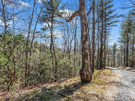 3rd image of 999 Bulling Creek Rd