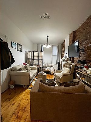 1st image of 382 12th St APT 1L