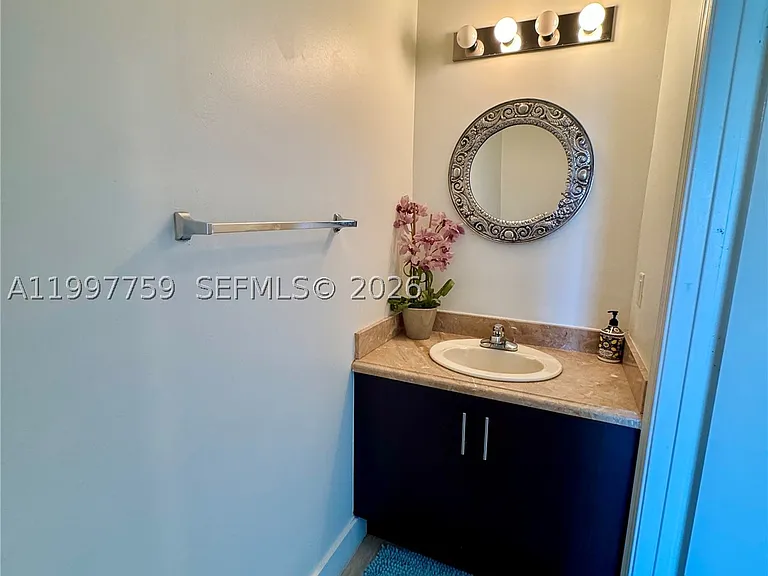 2469 Cordoba Bnd #2469 — Photo 17