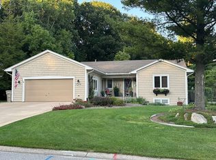 7376 Arbol Dr NE, Rockford, MI 49341