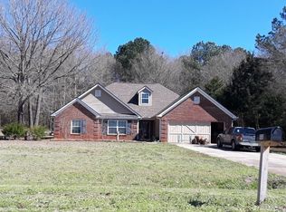 908 Navaho Trl, Monroe, GA 30655