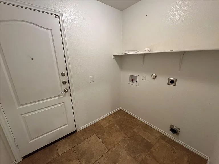 8901 Stambourne St — Photo 15