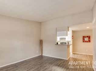 22 Sands Point Dr #501, Houston, TX 77036