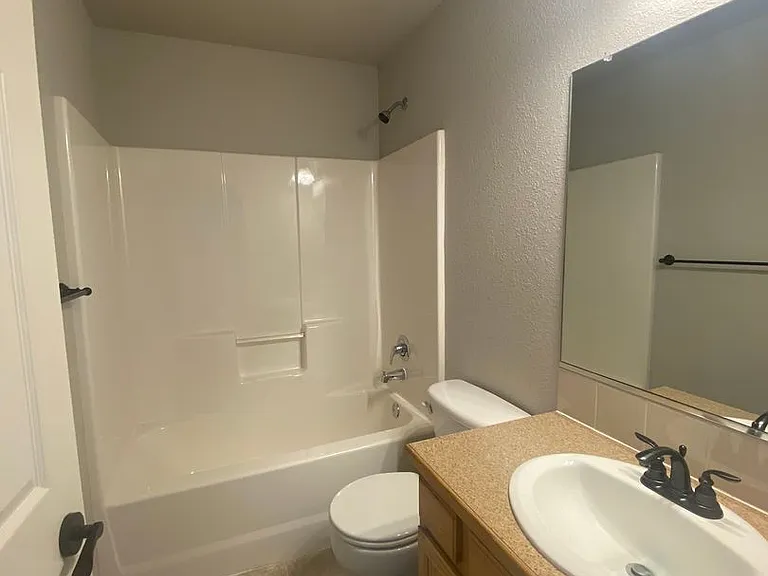 6587 Cambridge Pl — Photo 11