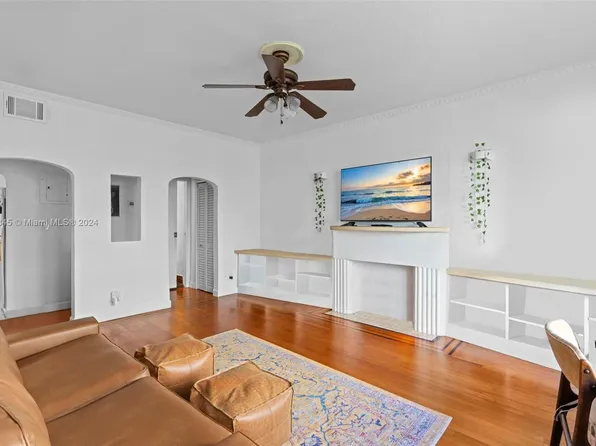 1571 Pennsylvania Ave APT 4S, Miami Beach, FL 33139