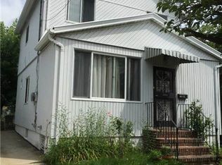 16437 77th Rd, Fresh Meadows, NY 11365