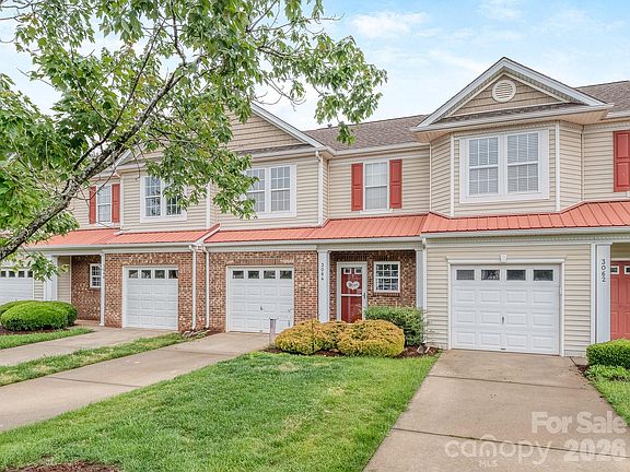 2nd image of 3064 Priory Ridge Dr