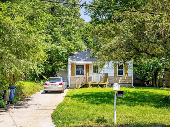 1279 E 36th St, Des Moines, IA 50317