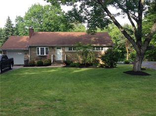 105 Marshall Dr, Coraopolis, PA 15108
