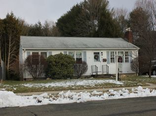 49 Willow Brook Rd, Bristol, CT 06010