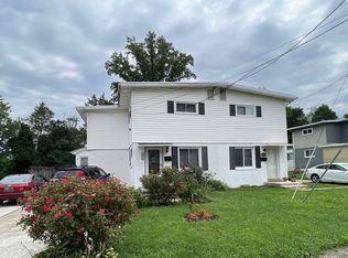 10636 Maple St, Fairfax, VA 22030