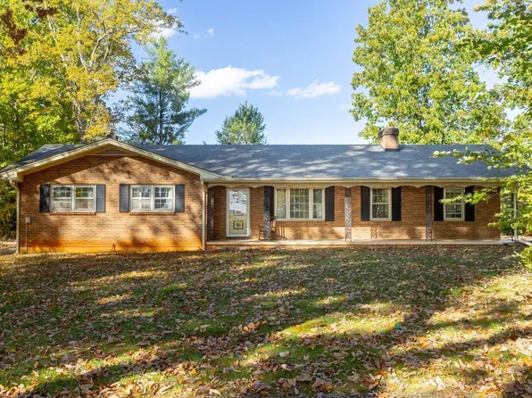 216 Swinging Bridge Rd, Gladys, VA 24554