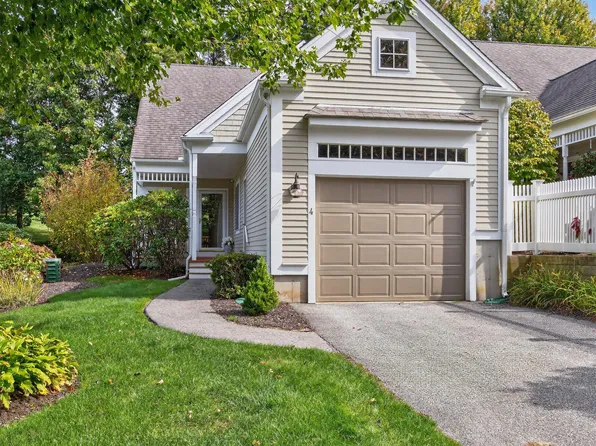 4 Hollyhock Knoll Court UNIT 4, Buzzards Bay, MA 02532