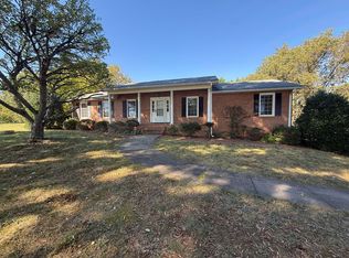 6911 Kenbridge Dr, Clemmons, NC 27012