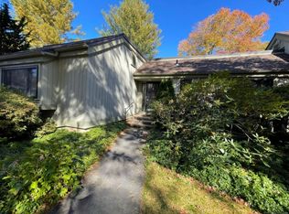 702 Heritage Vlg #A, Southbury, CT 06488