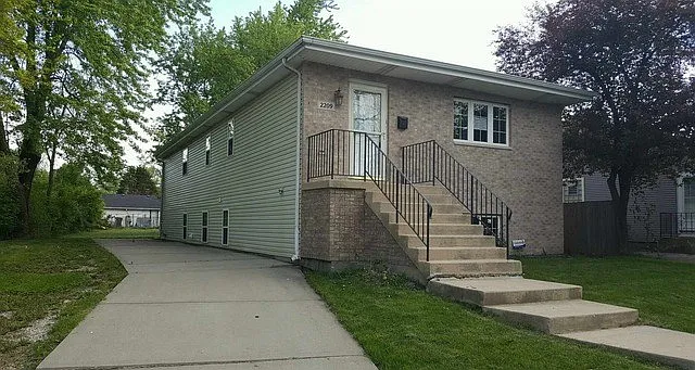 2209 220th St photo 1