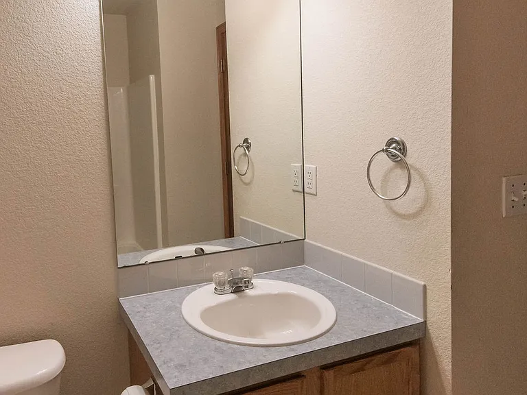 4060 Florence Dr — Photo 13