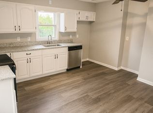 2475 Ogden Ave, Akron, OH 44312