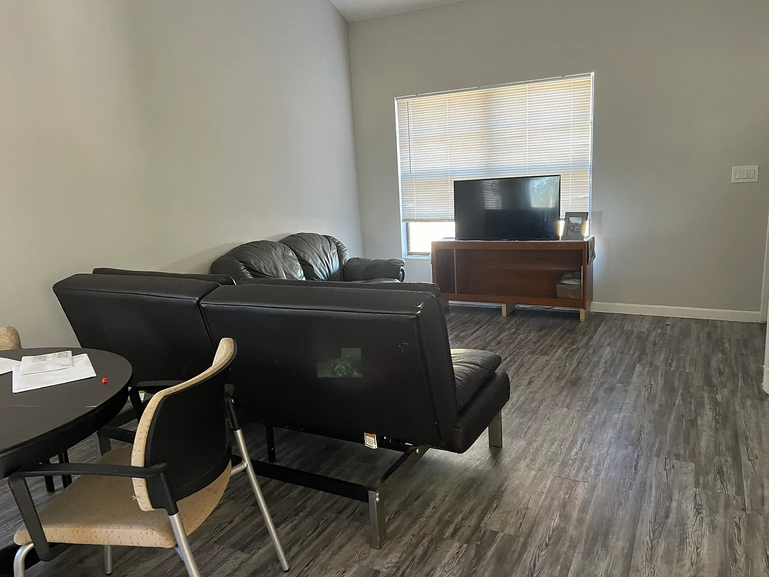 3 bed, 1389 sqft, $1,100 — Photo 4