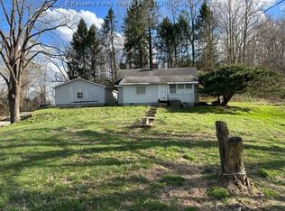 178 Starlight Rd, Alum Creek, WV 25003