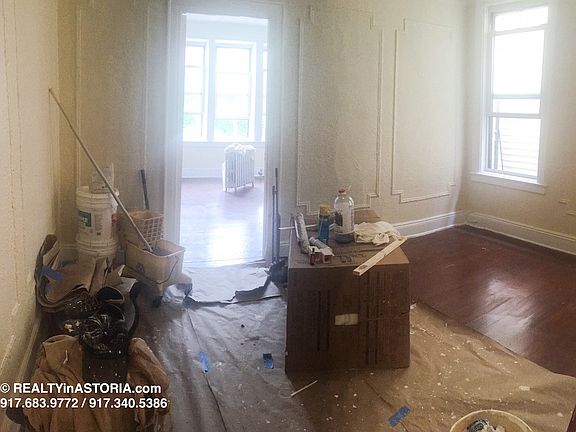 5th image of 3181 45th St #1F