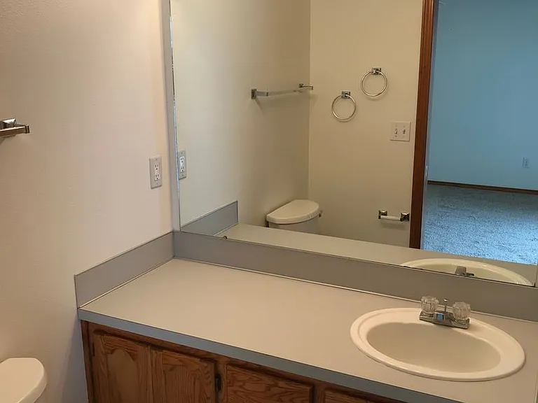 3246 N Mitchell St — Photo 10