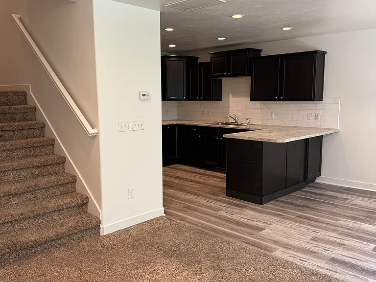 14285 S Side Hill Ln — Photo 2
