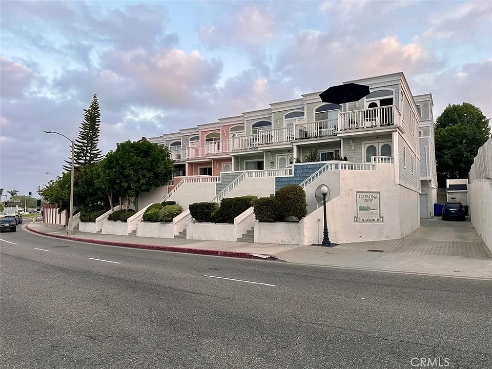 320 N Catalina Ave #3