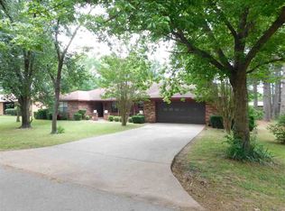 704 NE 3rd St, Antlers, OK 74523