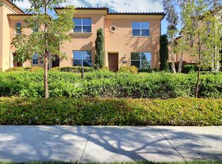 128 Parkwood, Irvine, CA 92620