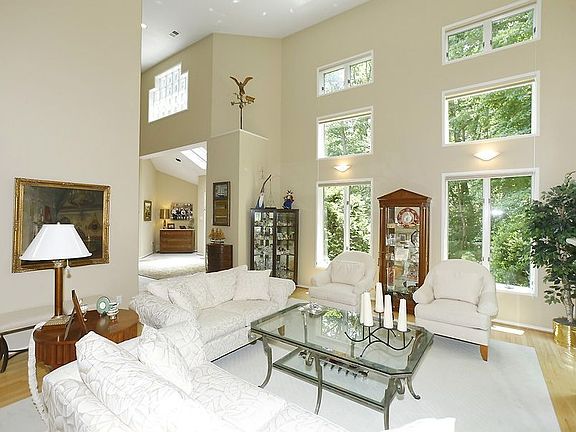 4th image of 11116 Rich Meadow Dr