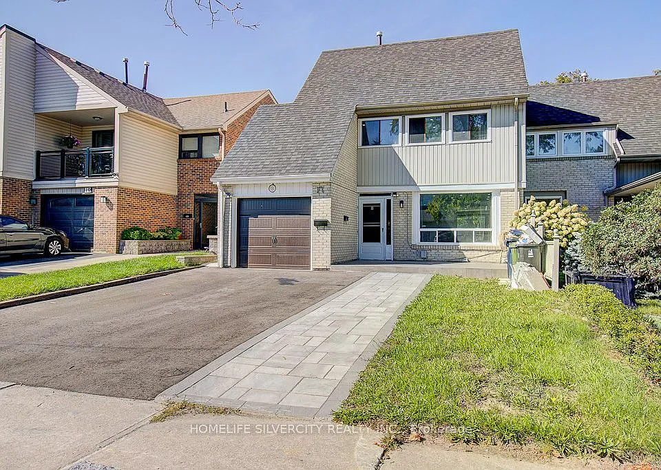17 Rooksnest Trl