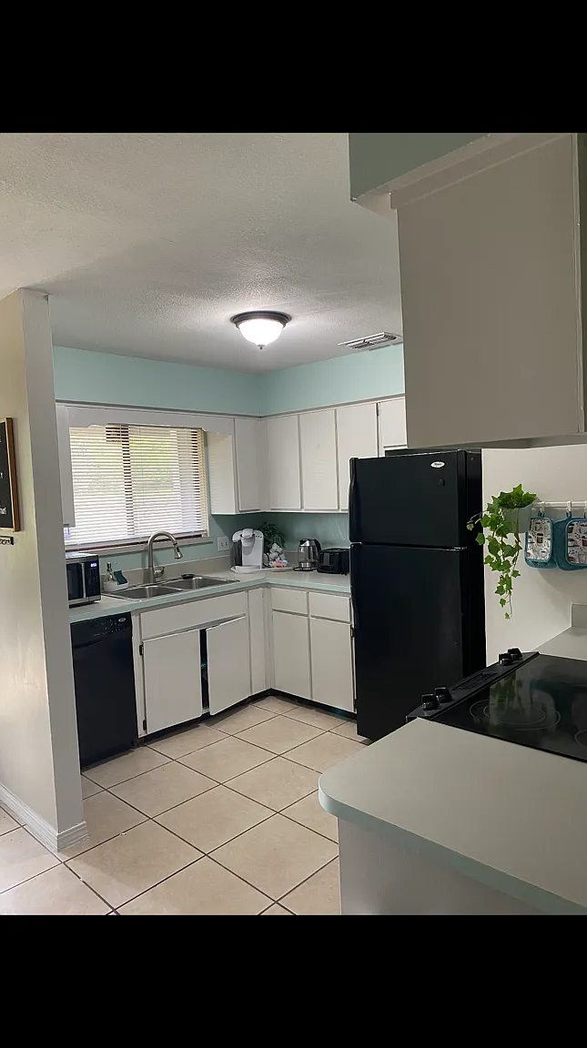 2 bed, 1131 sqft, $1,950 — Photo 1