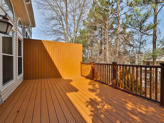 4th image of 2250 Goodwood Blvd SE