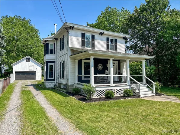 164 N Main St, Warsaw, NY 14569