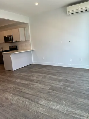 Rented by Extreme Homes Management | media 28