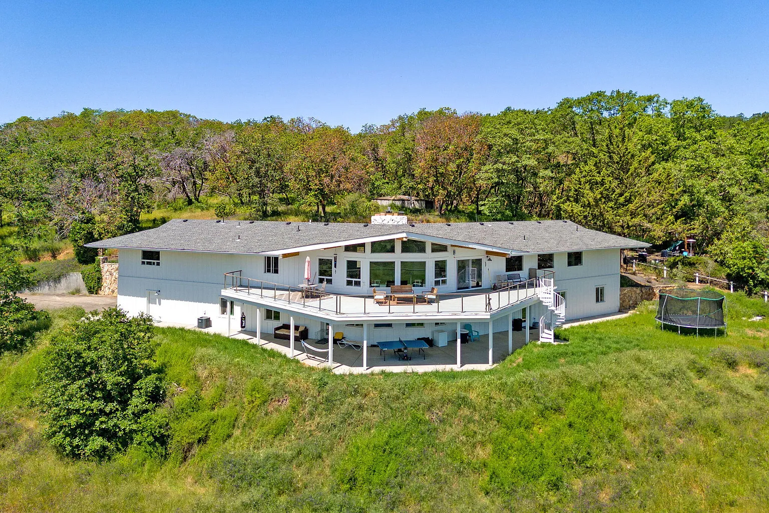 4640 Scenic Ave photo 1