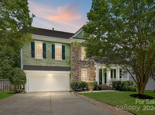 7801 Crestfield Ln, Tega Cay, SC 29708