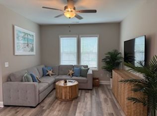136 Coastline Cir, Cedar Point, NC 28584