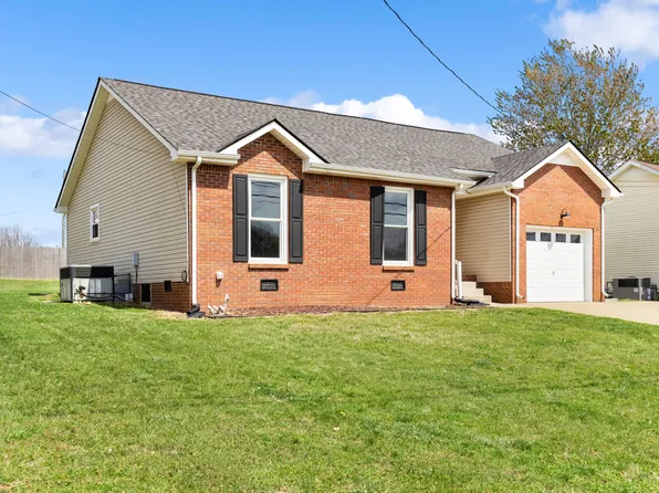 3105 Larson Ln, Clarksville, TN 37043
